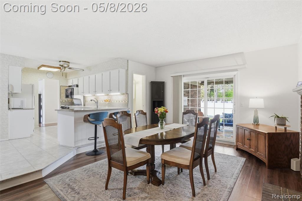44088 Yorkshire Drive, Canton, MI 48187 — Photo 17