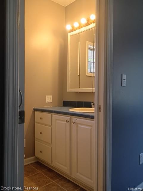 510 Pleasant Street, 2, Charlotte, MI 48813 — Photo 9