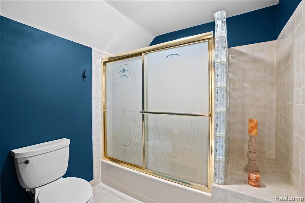 9112 Meadowdale Drive, Brighton, MI 48114 — Photo 28