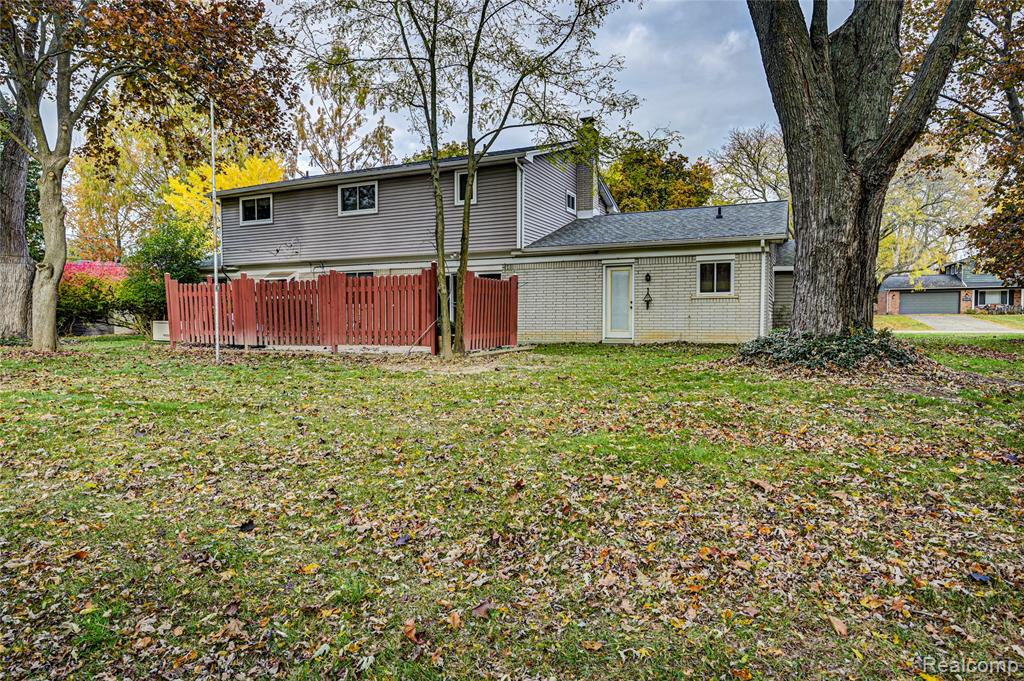 4435 Westover Drive, West Bloomfield, MI 48323 — Photo 57