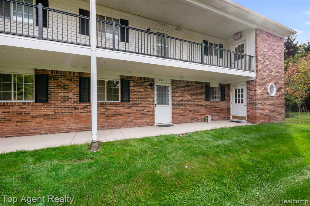 23420 Middlebelt Road, Farmington Hills, MI 48336