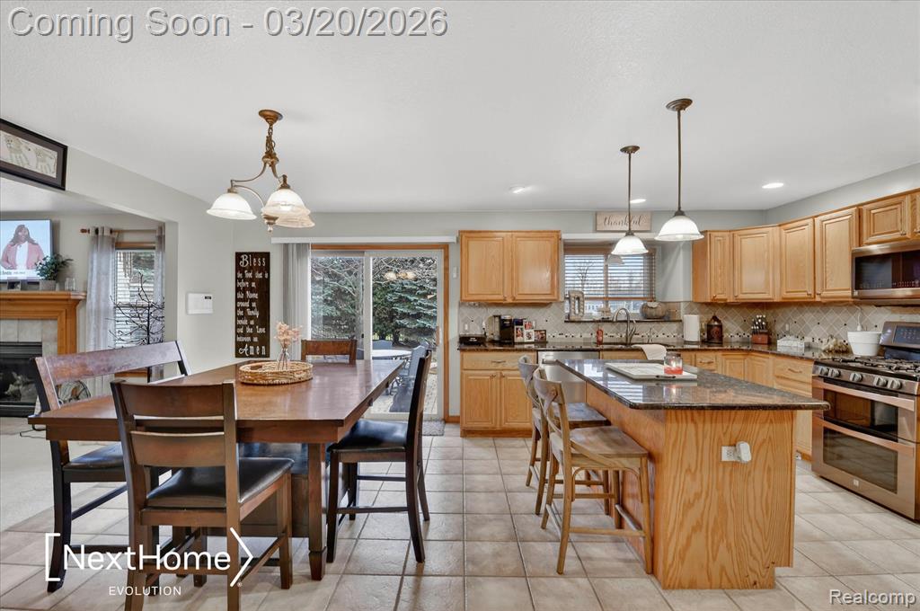 27078 Brookview Court, Flat Rock, MI 48134 — Photo 25