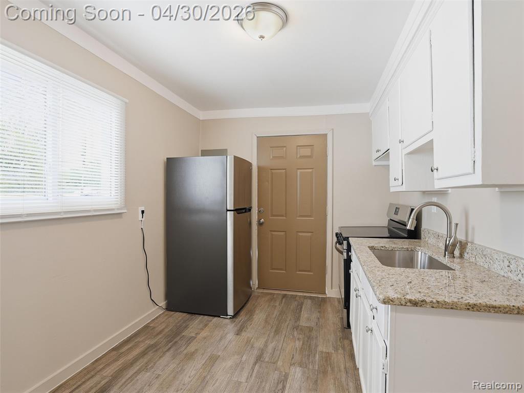 764 E Tennyson Avenue, Pontiac, MI 48340 — Photo 4