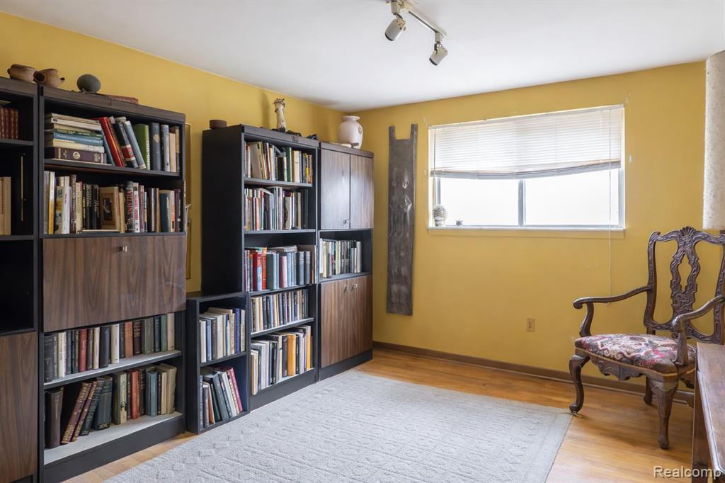 8362 Sunburst, Center Line, MI 48015 — Photo 44