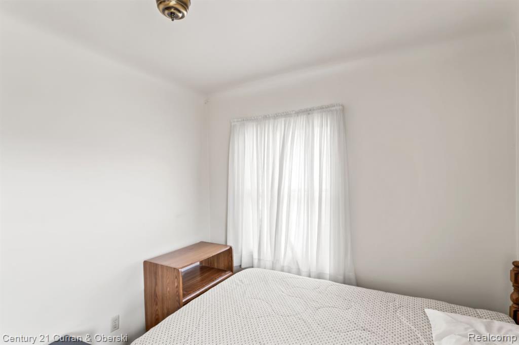 6100 HORGER Street, Dearborn, MI 48126 — Photo 57
