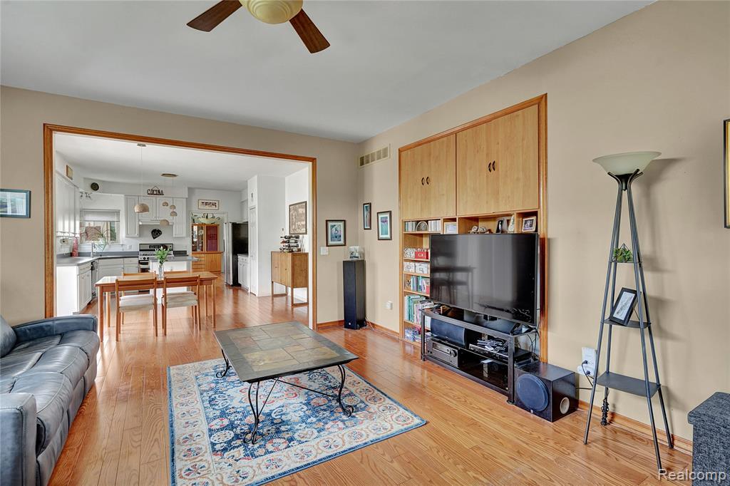 3200 Appleridge Drive, Ann Arbor, MI 48103 — Photo 24
