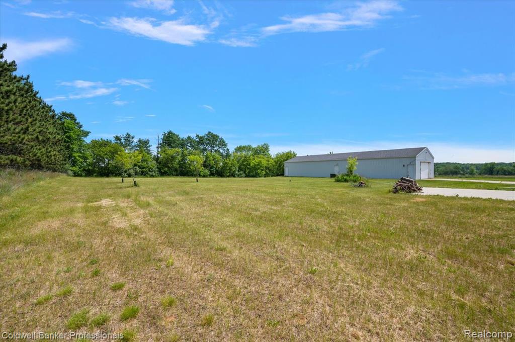 5714 Five Lakes Road, North Branch, MI 48461 — Photo 6