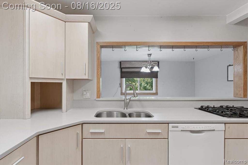 4539 N 5th Street, Luna Pier, MI 48157 — Photo 15