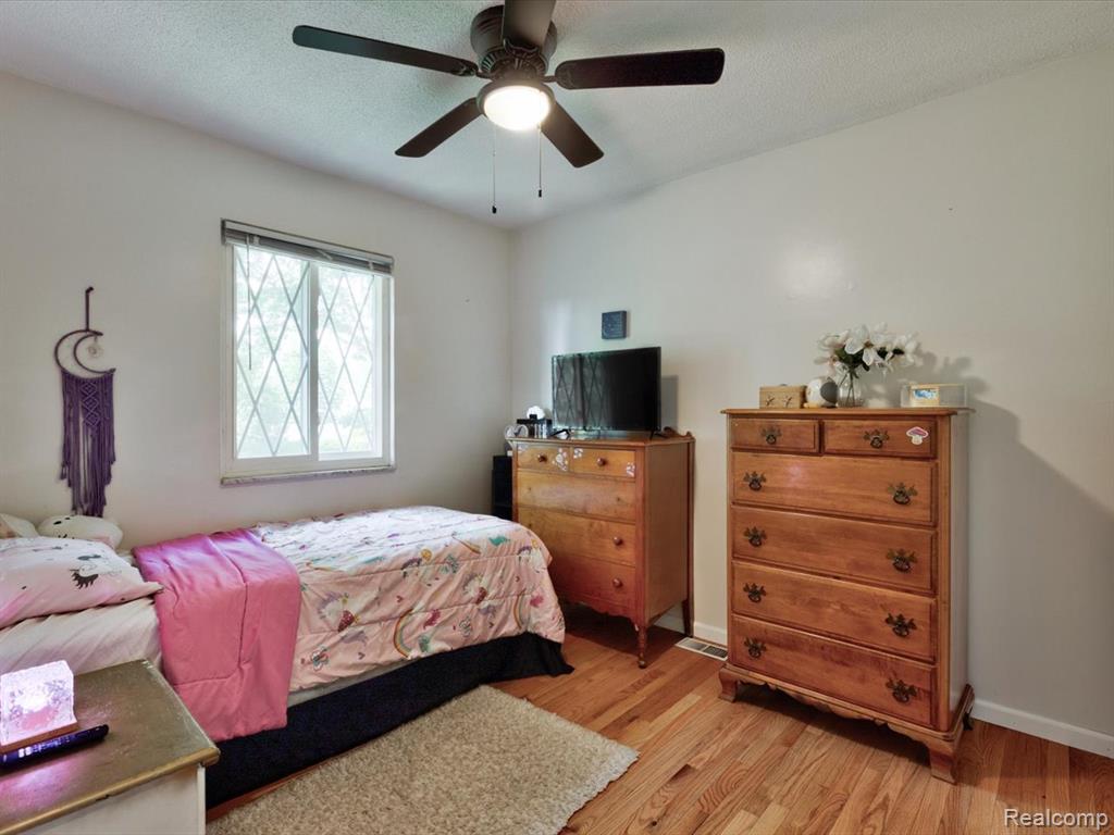 311 Collard Drive, Marysville, MI 48040 — Photo 21