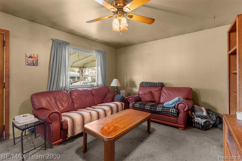 5622 Campbell Street, Dearborn Heights, MI 48125 — Photo 5