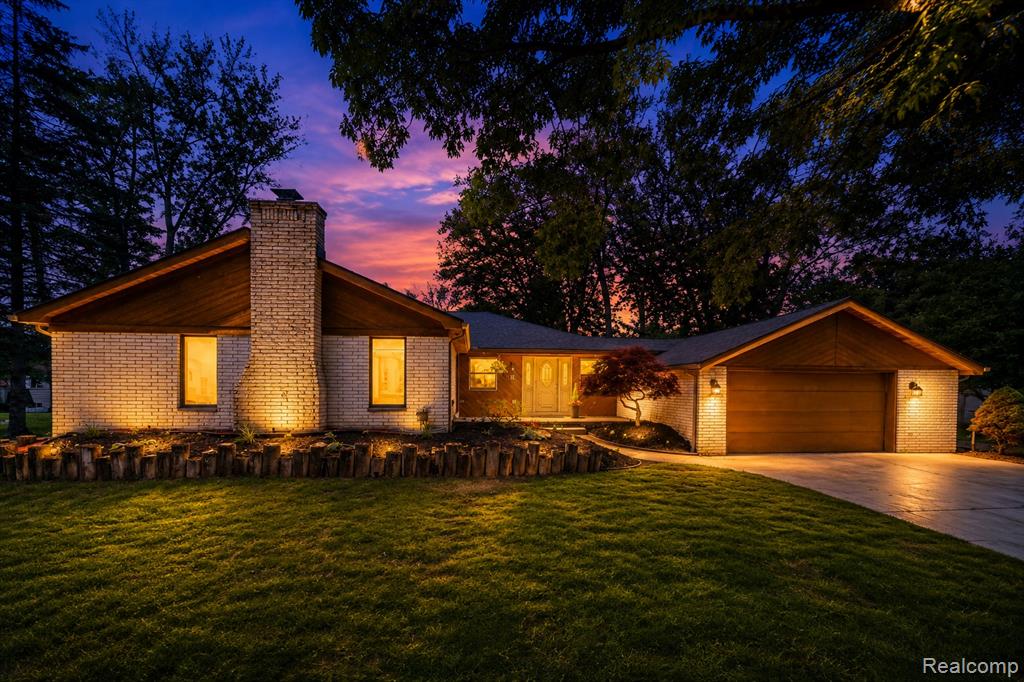 7806 Circle Boulevard, West Bloomfield, MI 48323 — Photo 3