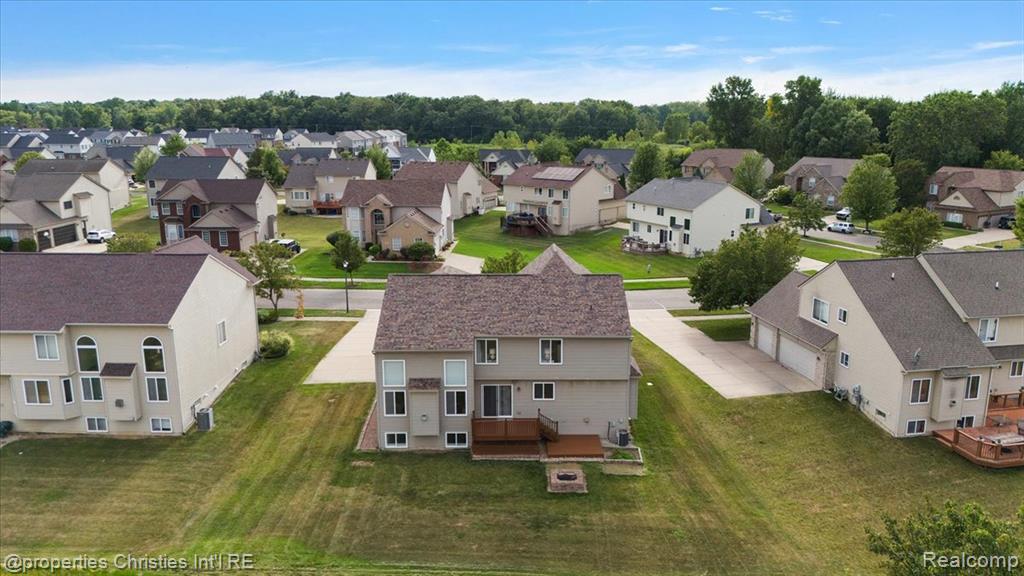 6367 Florence Lane, Belleville, MI 48111 — Photo 17