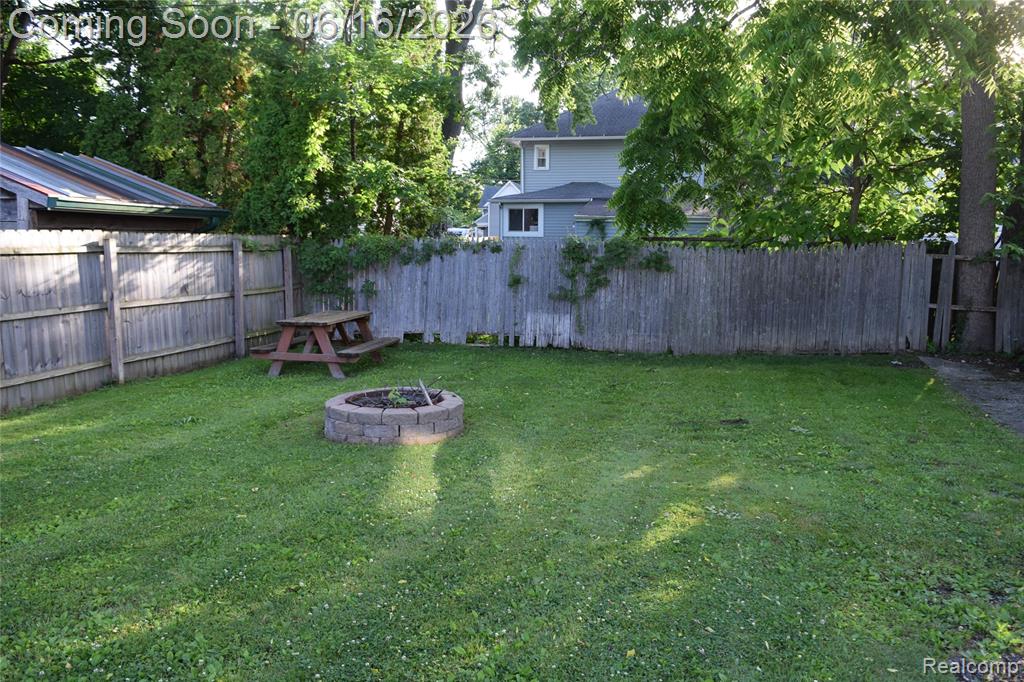 505 N Marquette Street, Durand, MI 48429 — Photo 27