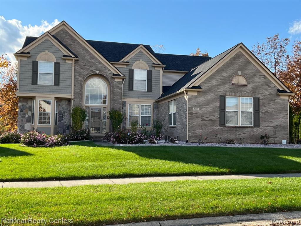 8290 HUMMINGBIRD Drive, Ypsilanti, MI 48197 — Photo 2