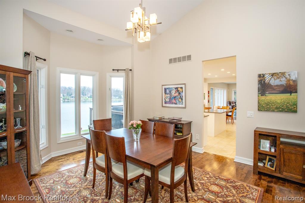 7080 Colony Drive, West Bloomfield, MI 48323 — Photo 12