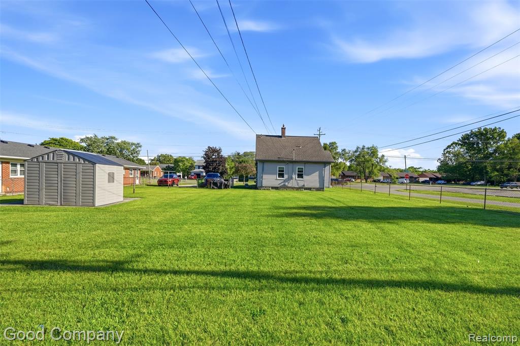 4415 Auburn Road, Shelby Twp, MI 48317 — Photo 35