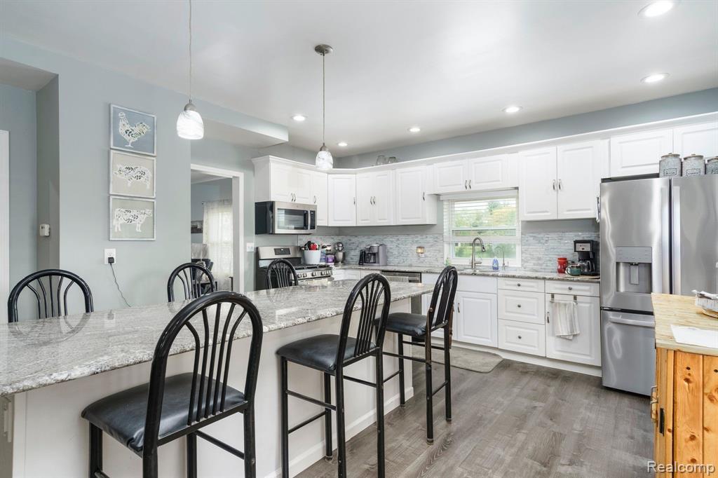 4206 GRAND BLANC Road, Swartz Creek, MI 48473 — Photo 18