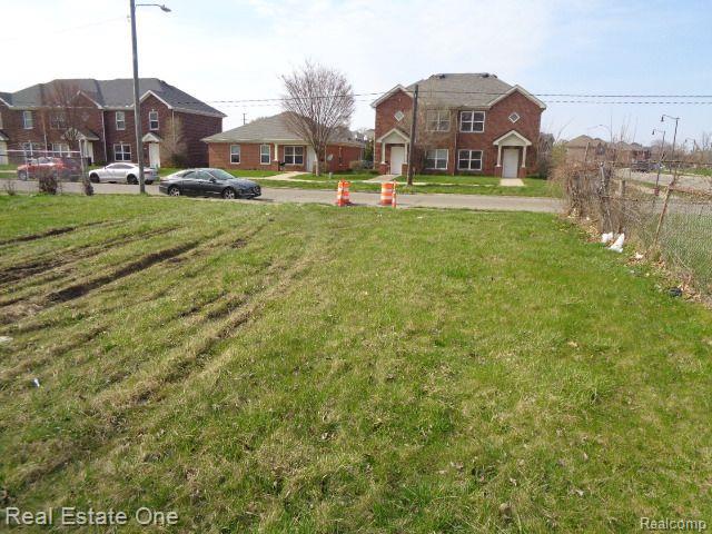 5566 TALBOT Street, Hamtramck, MI 48212 — Photo 5