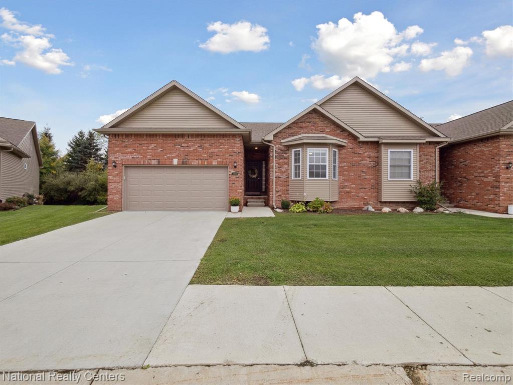 13163 Harbor Landings Drive, 112, Fenton, MI 48430 — Photo 43
