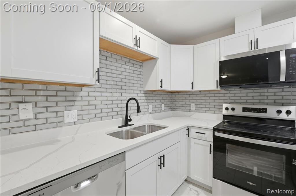 1665 Campau Farms Circle, Detroit, MI 48207 — Photo 20