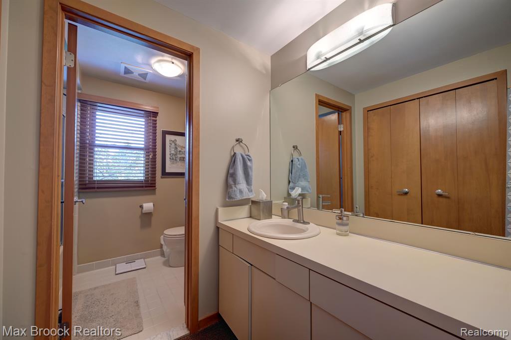 6324 ROSE Boulevard, West Bloomfield, MI — Photo 39