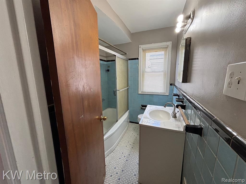7706 VAUGHAN Street, Detroit, MI 48228 — Photo 6
