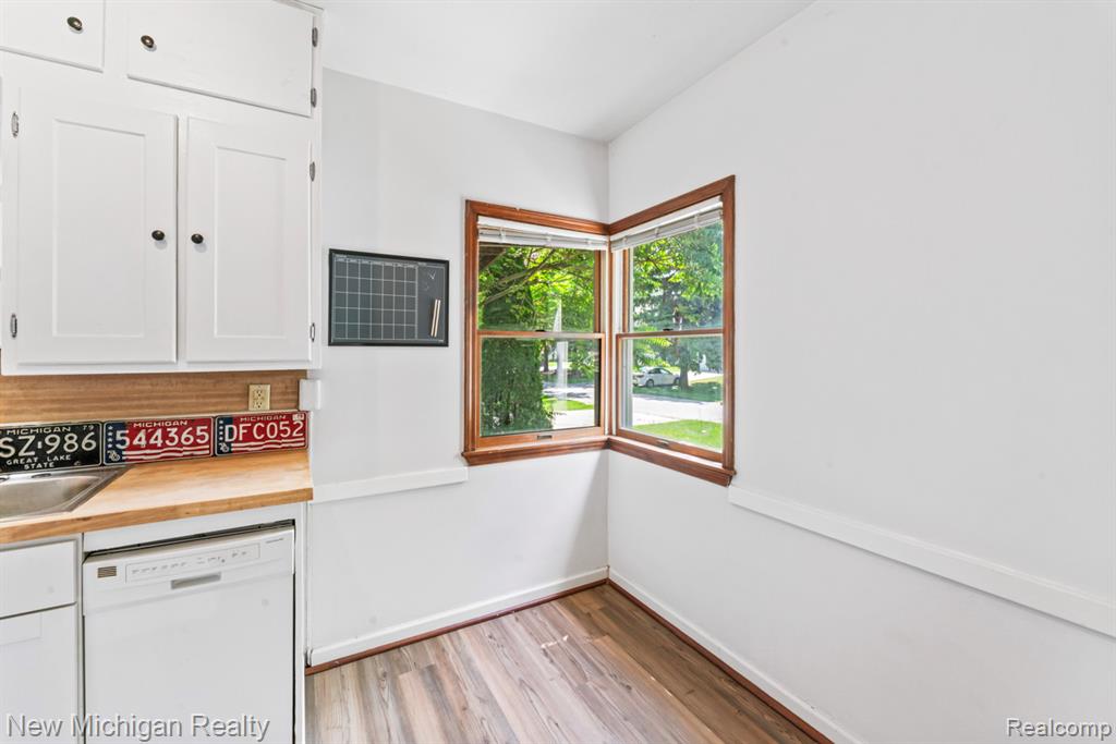 6110 Hackett, Waterford, MI 48327 — Photo 16