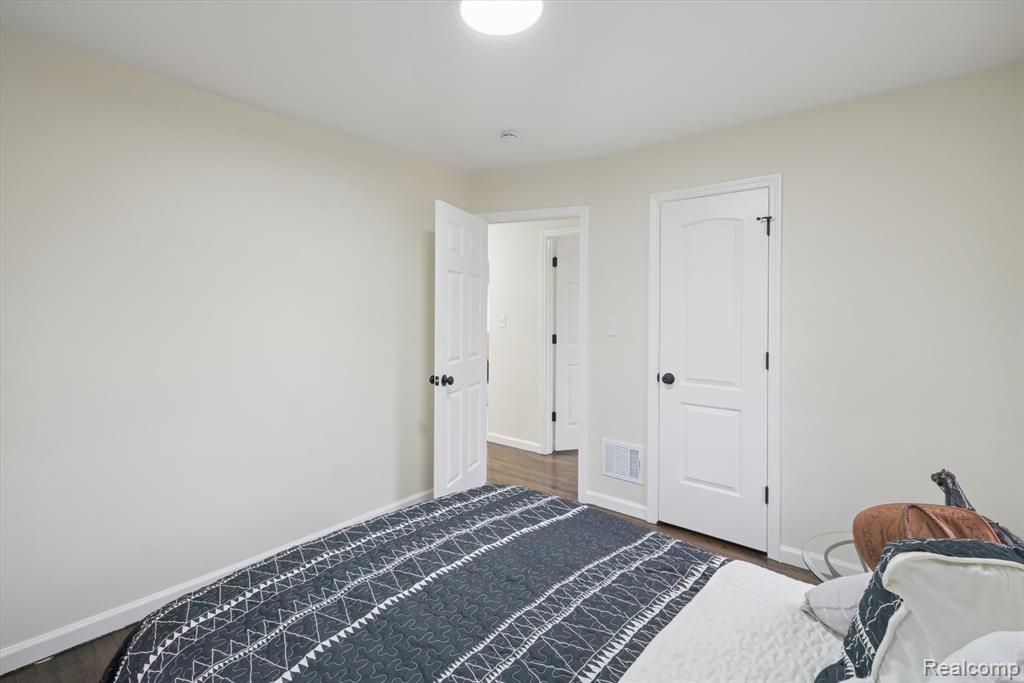 17326 Kentfield Street, Detroit, MI 48219 — Photo 7