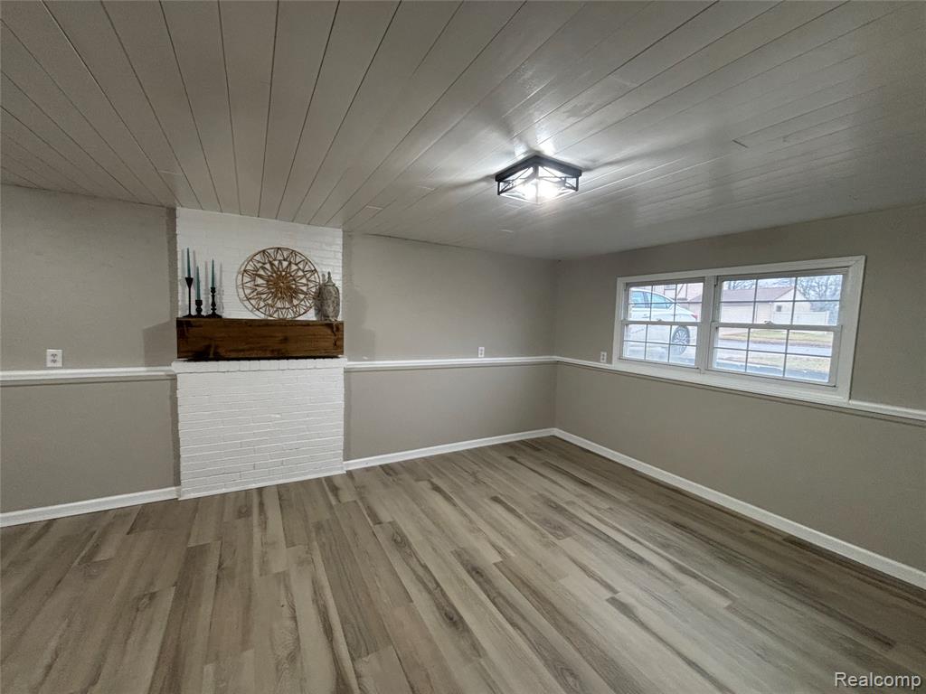 8644 Lillian Drive, Newport, MI 48166 — Photo 16