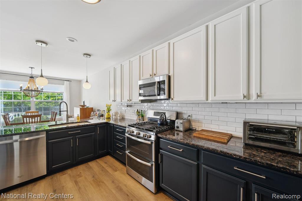 5639 HEATHLAND Circle, Clarkston, MI — Photo 11