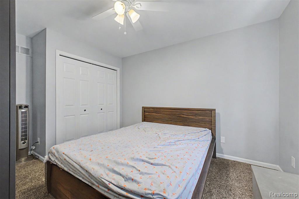 8179 Creekside Drive, Westland, MI — Photo 28
