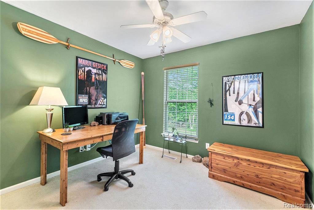 9164 Parkside Drive, Grand Blanc, MI 48439 — Photo 20