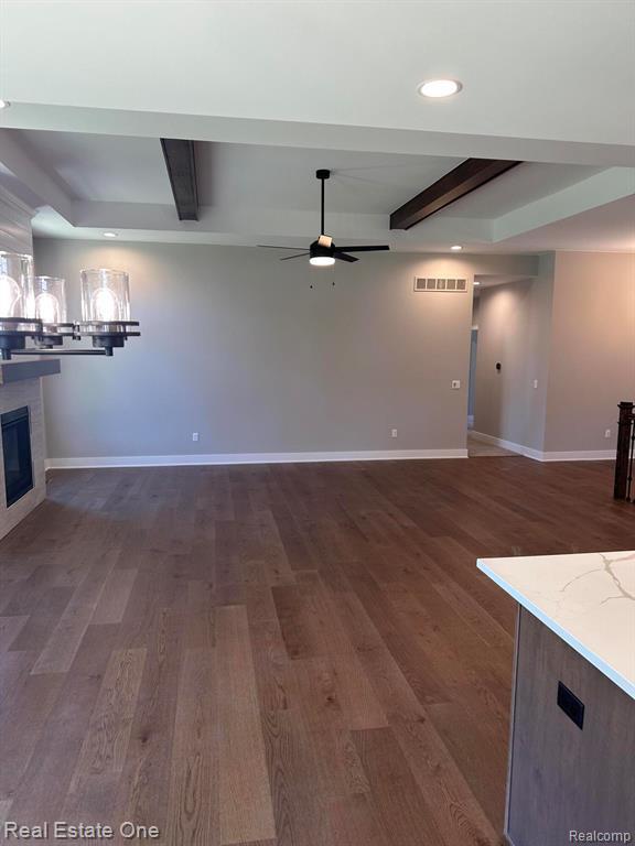 50402 Oakbrooke Drive E, Chesterfield, MI 48047 — Photo 19