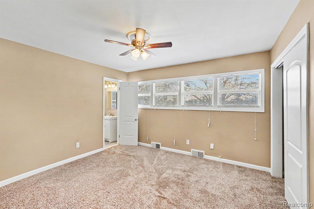 835 E Square Lake Road, Troy, MI 48085 — Photo 12