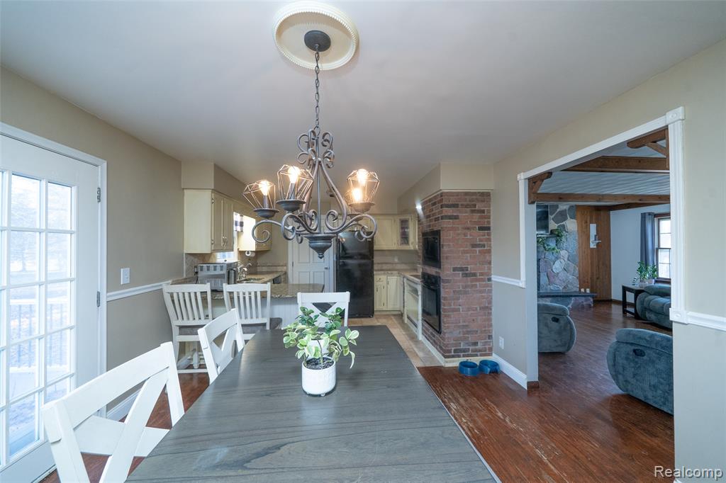 9459 Morrish Road, Swartz Creek, MI 48473 — Photo 35
