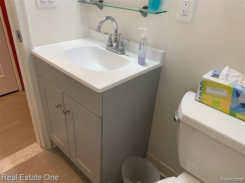 5051 FALMOUTH Drive, Troy, MI 48085 — Photo 14