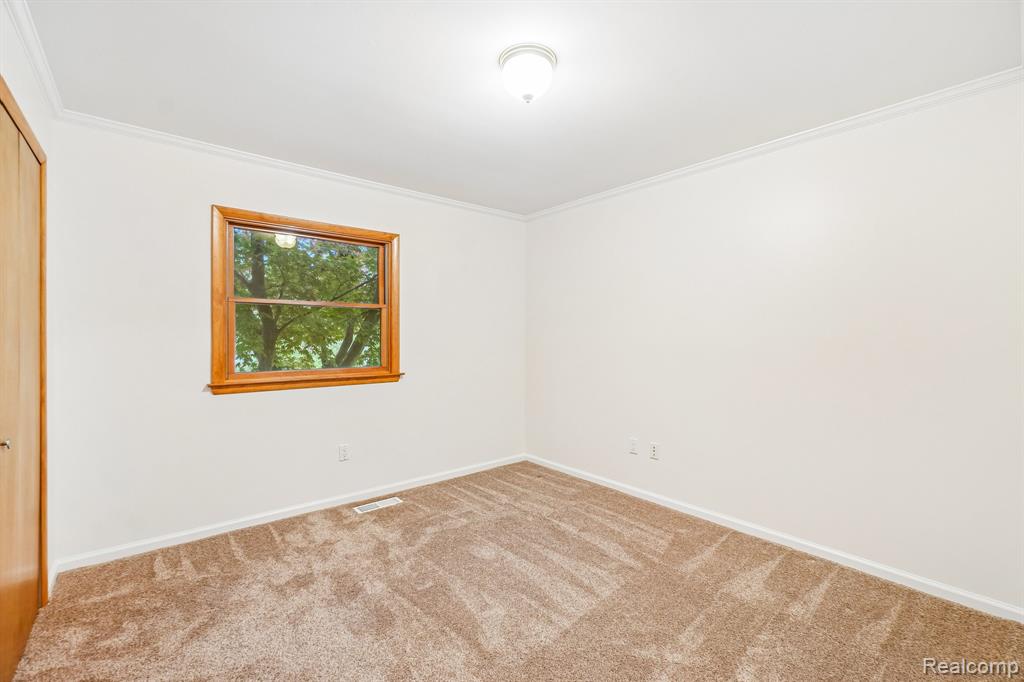 1397 Flamingo Street, Wixom, MI 48393 — Photo 15