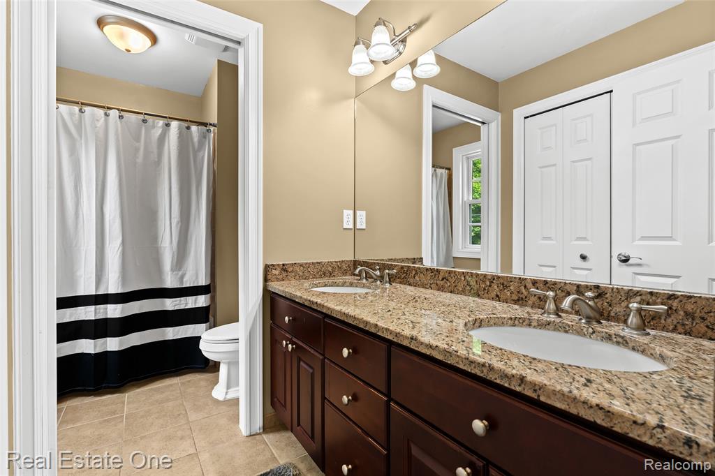 477 E Commerce Street, Milford, MI 48381 — Photo 27
