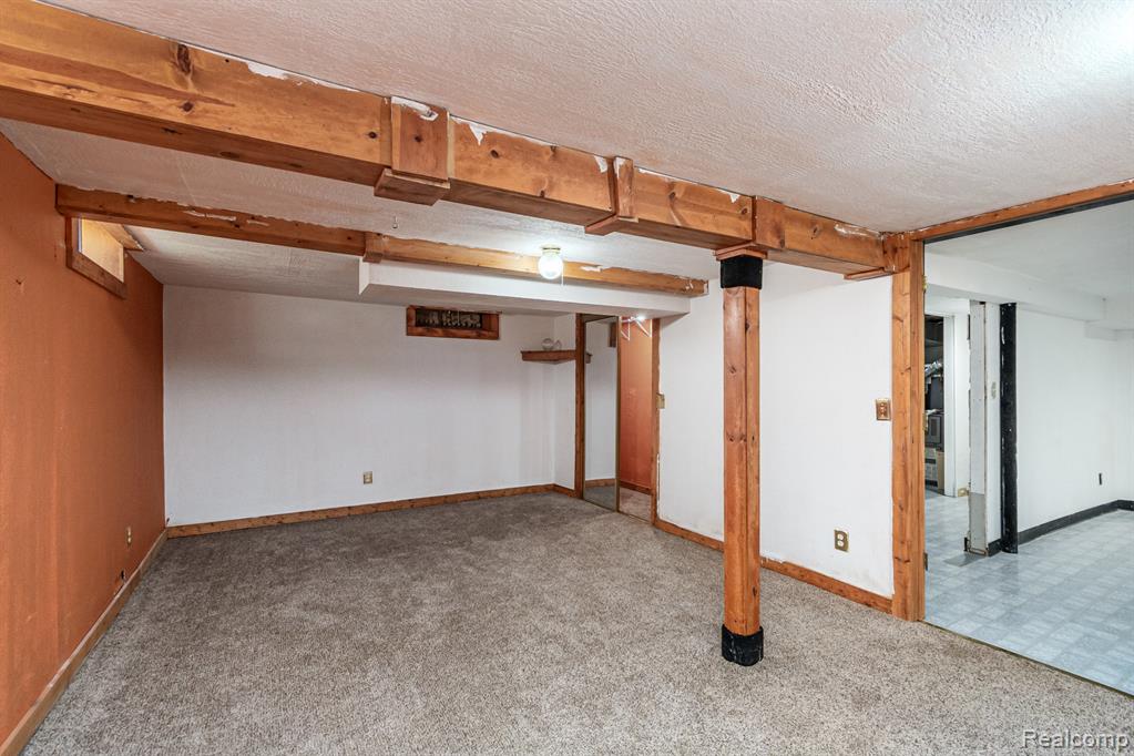 631 Cathay Street, Saginaw, MI 48601 — Photo 13
