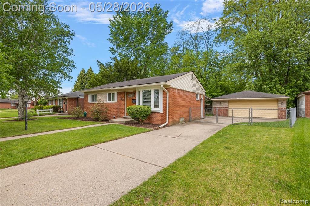 23015 Tuck Road, Farmington, MI 48336 — Photo 3
