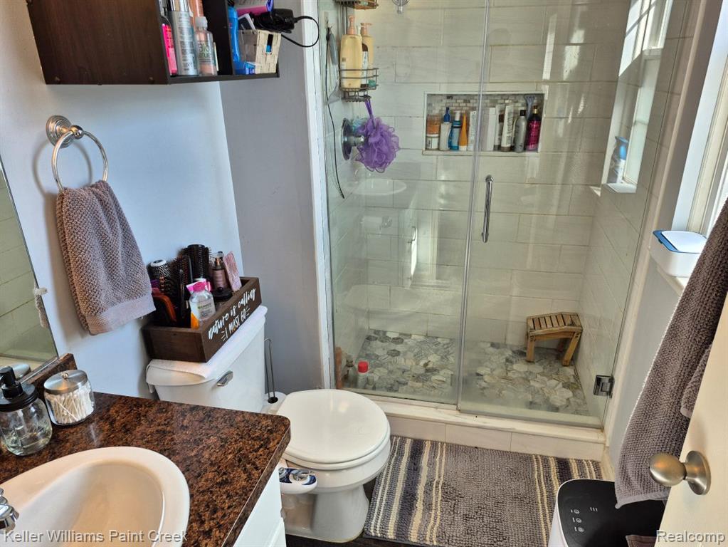 403 NEWTON Court, Lake Orion, MI 48362 — Photo 20