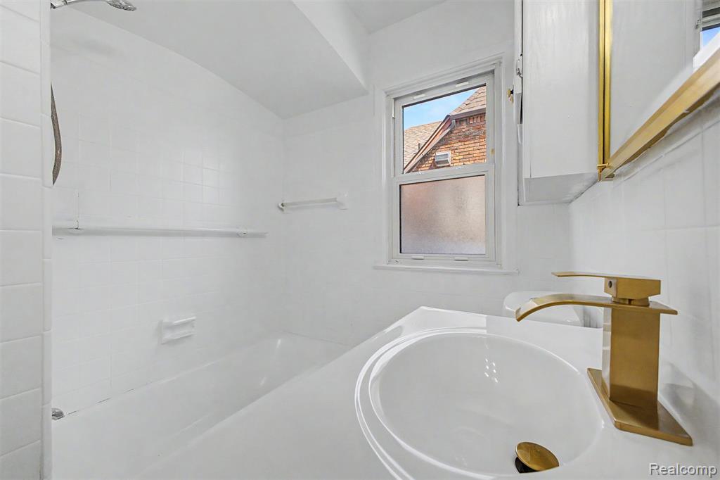 5485 Steadman Street, Dearborn, MI 48126 — Photo 19