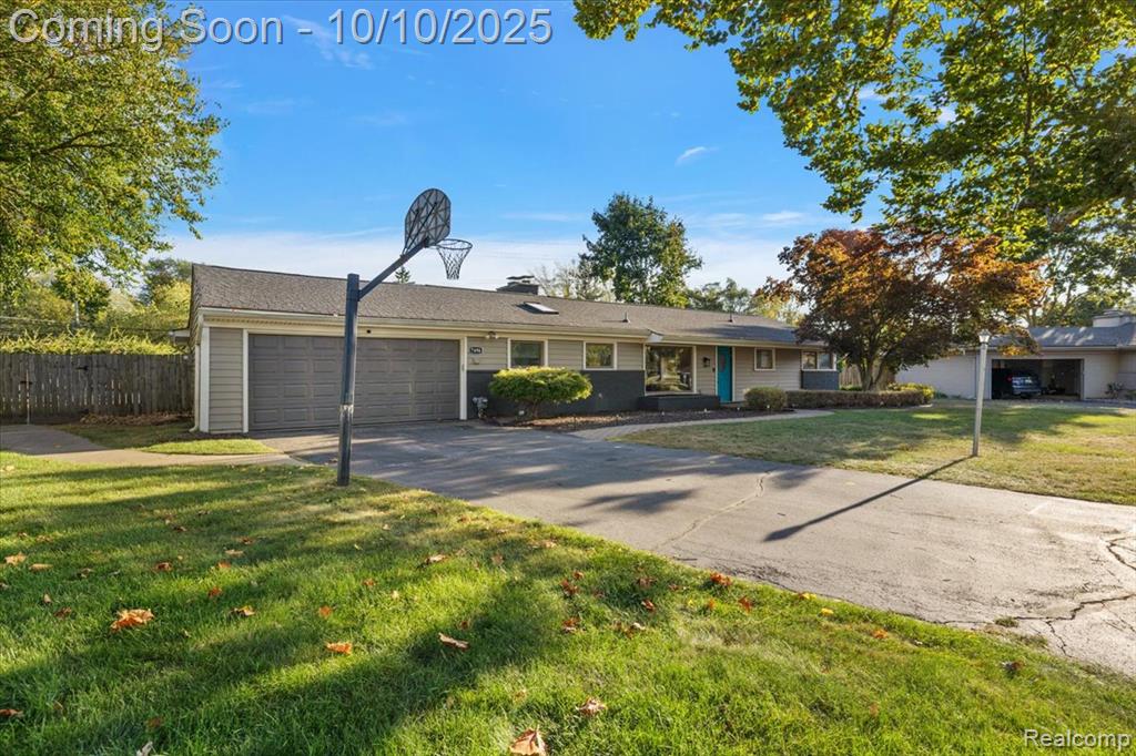 7496 Cornwall Court, West Bloomfield, MI — Photo 2