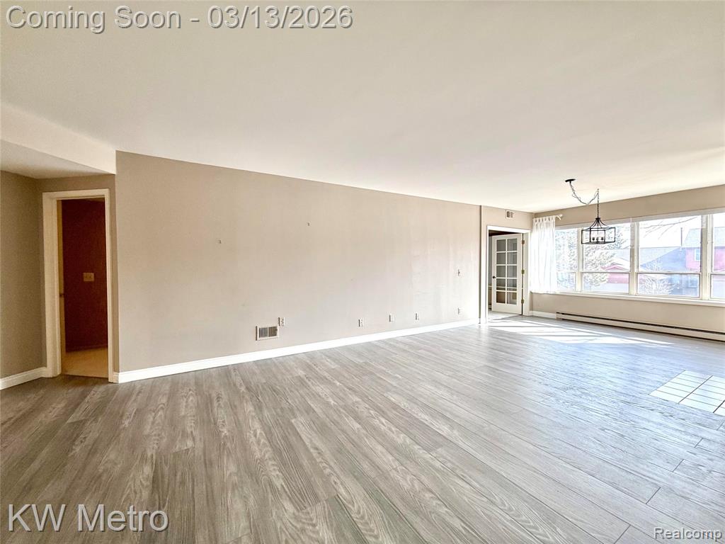 875 Greenview Court, Rochester Hills, MI 48307 — Photo 17