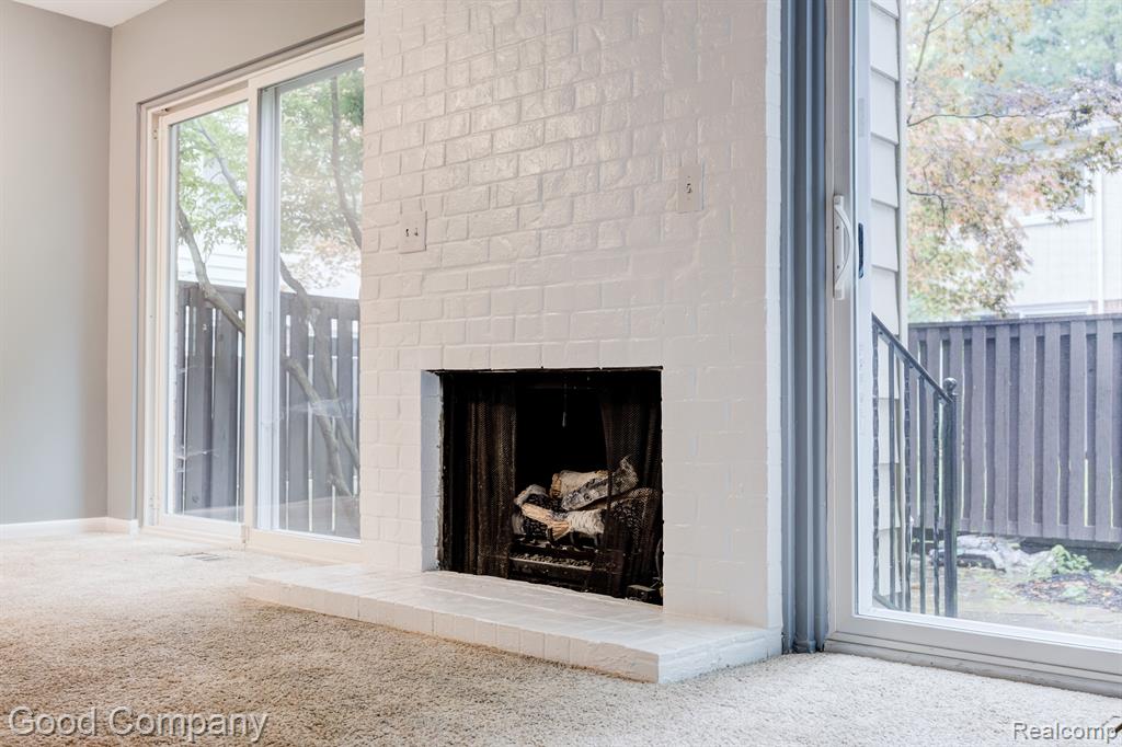 2030 WICKHAM Street, Royal Oak, MI 48073 — Photo 8