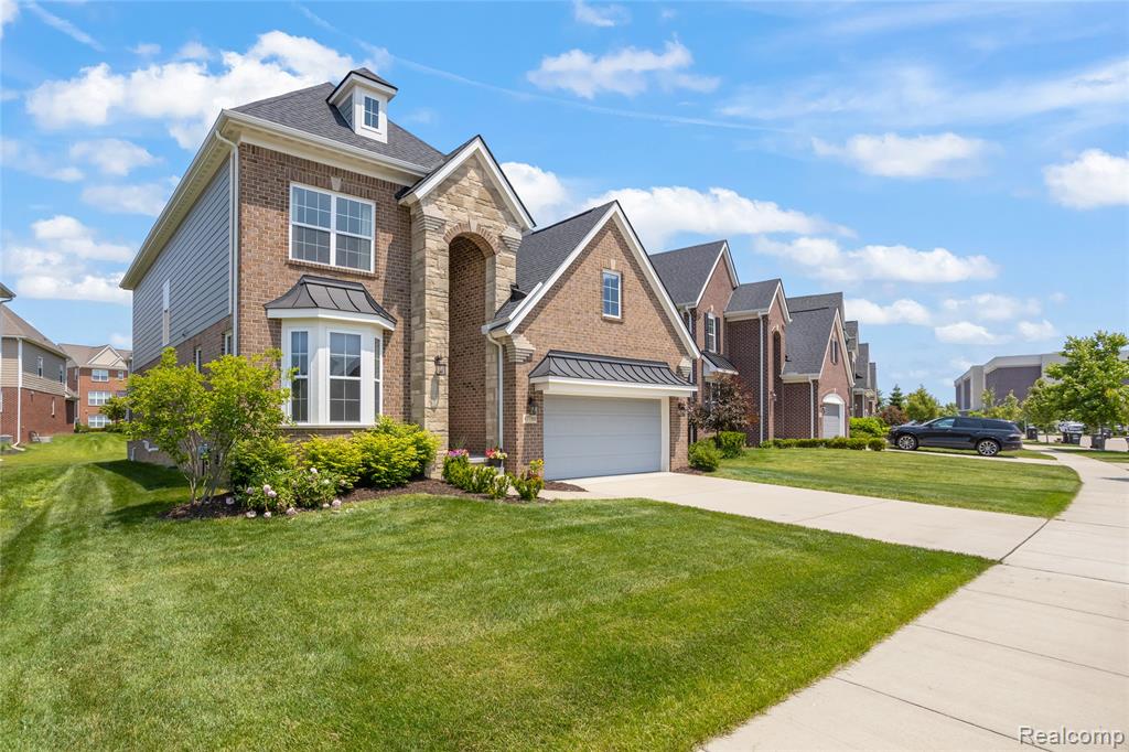 47780 Fieldstone Drive, Northville, MI — Photo 3