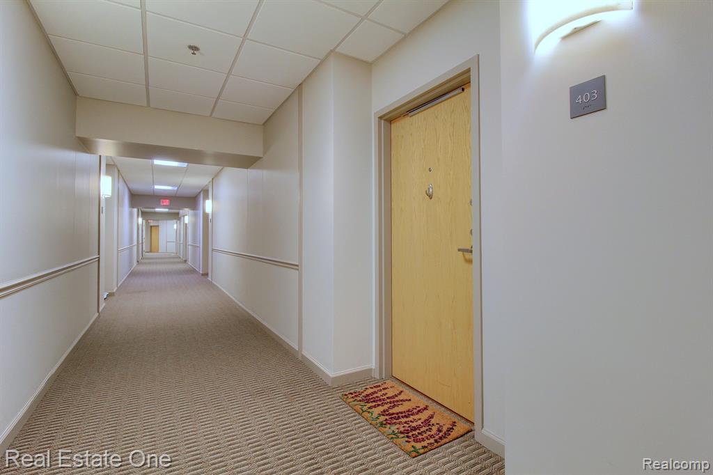 111 N ASHLEY Street, 403, Ann Arbor, MI 48104 — Photo 6