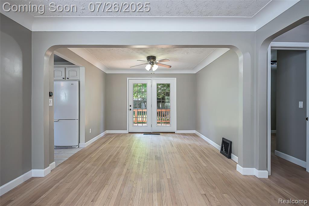719 Spring Street, Howell, MI 48843 — Photo 4