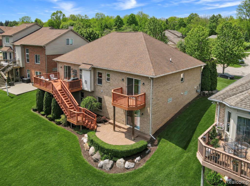 4438 Thornhill Drive, Auburn Hills, MI 48326 — Photo 33