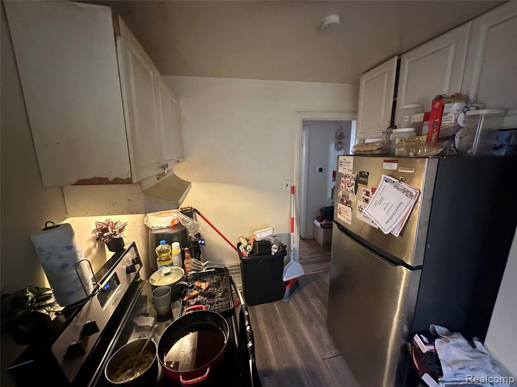 9091 Warwick Street, Detroit, MI 48228 — Photo 9